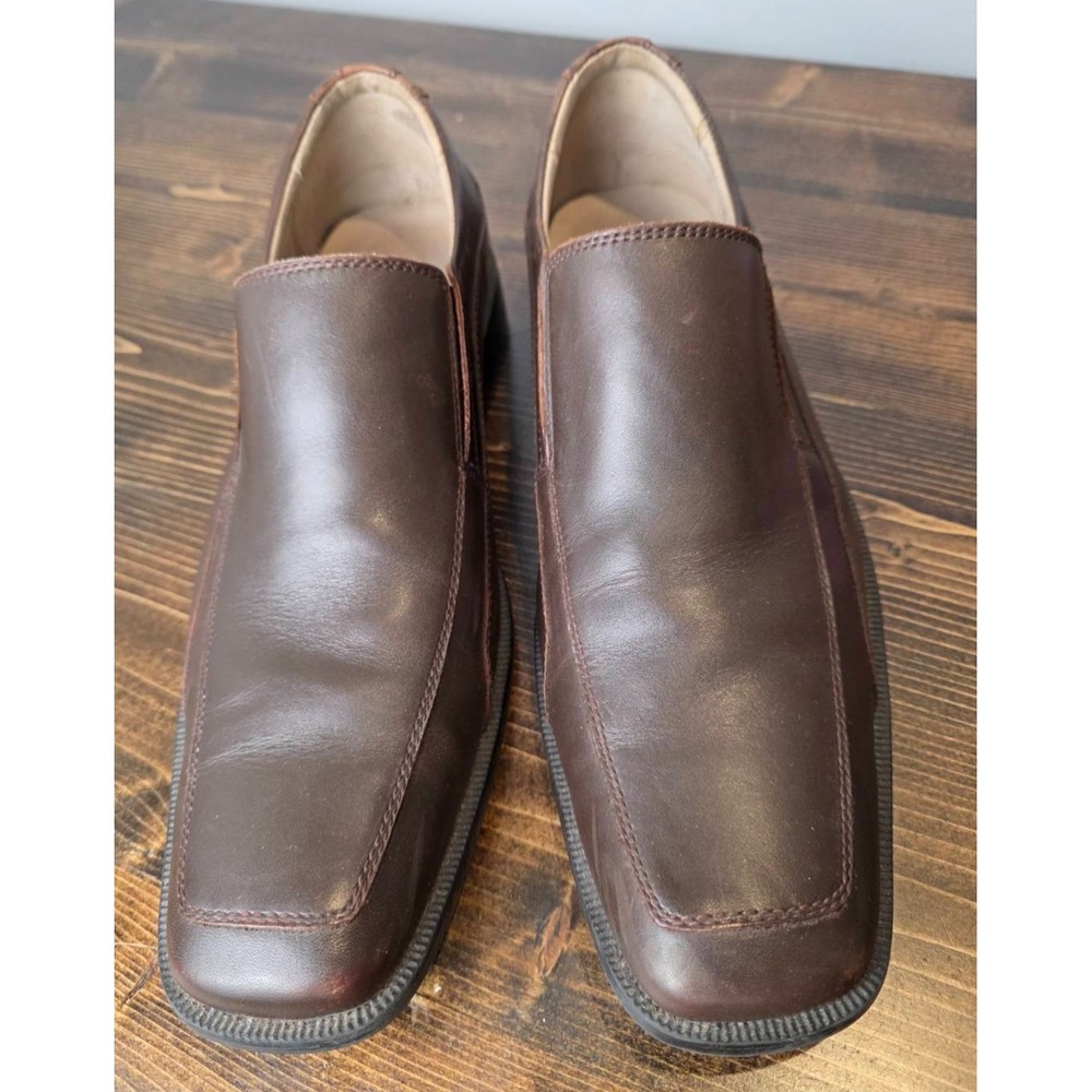 G.H. Bass & Co Leather Loafers Shoes Size 11.5 M Brown‎ 2430-200